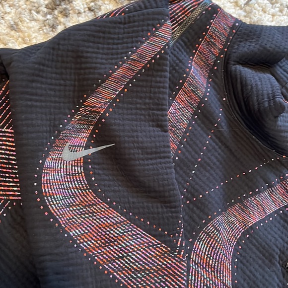 Nike sweater - Picture 7 of 13